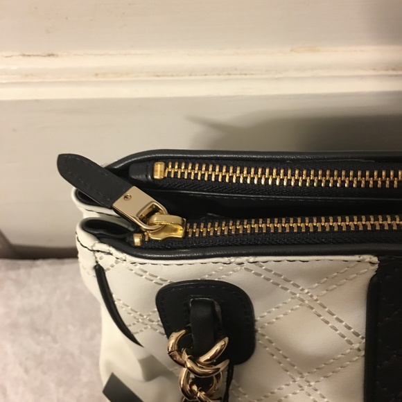 BROOKS BROTHERS TOTE - Picture 2 of 8